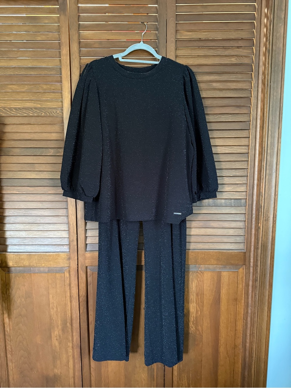 Anne Klein Black Sparkle Knit Set with Silver Accents